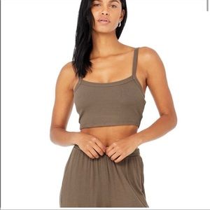 ALO RIBBED CROP WHISPER BRA TANK IN HOT COCOA SIZE M / Never Worn